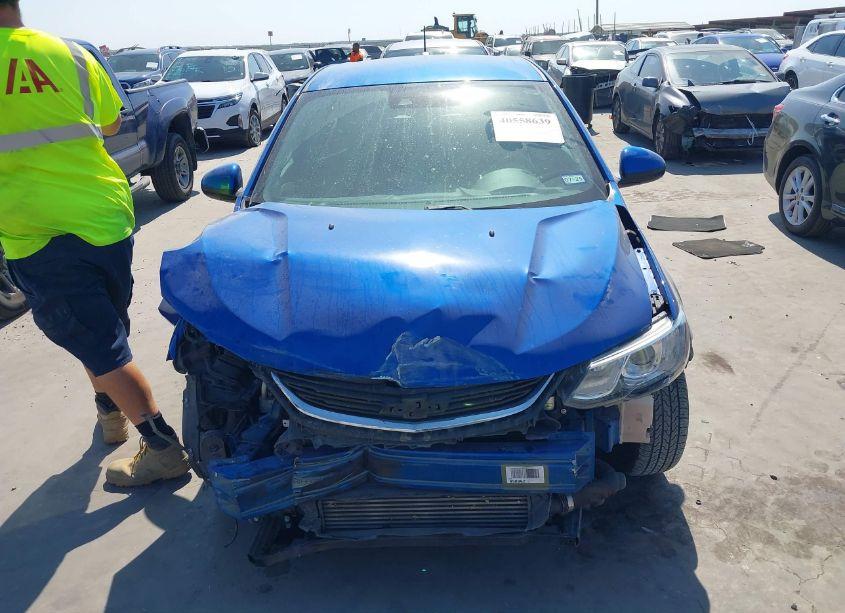 Photo 12 of 2020 Chevrolet Sonic FWD 1FL 5-DOOR (VIN 1G1JG6SBXL4127832)