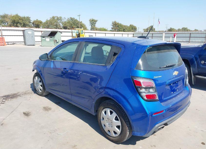 Photo 3 of 2020 Chevrolet Sonic FWD 1FL 5-DOOR (VIN 1G1JG6SBXL4127832)