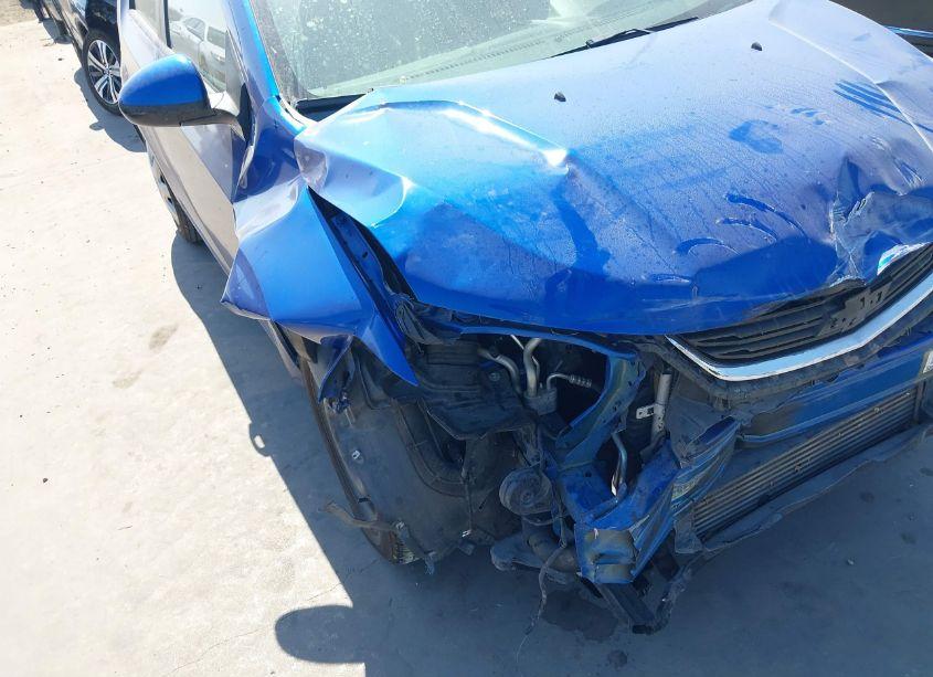 Photo 6 of 2020 Chevrolet Sonic FWD 1FL 5-DOOR (VIN 1G1JG6SBXL4127832)