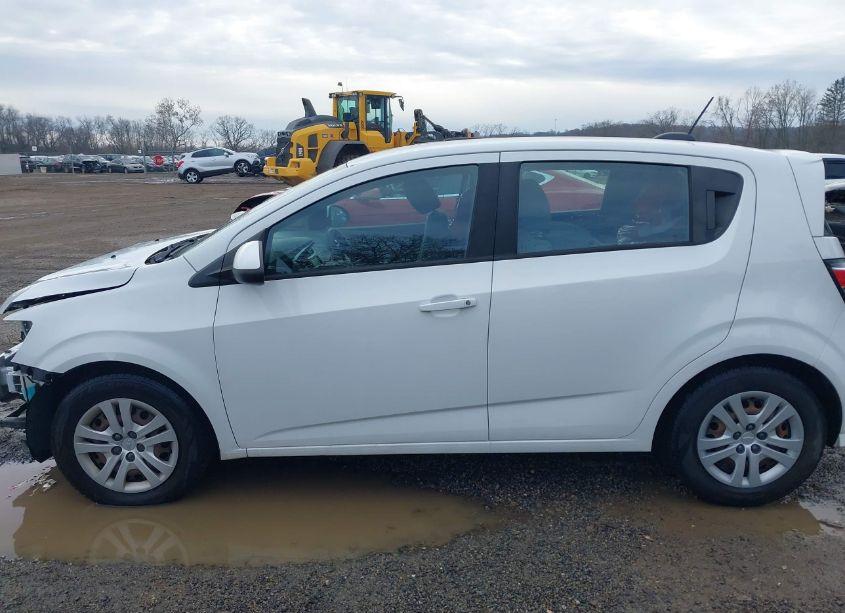 Photo 15 of 2017 Chevrolet Sonic LT AUTO (VIN 1G1JG6SG1H4149432)