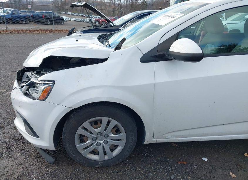 Photo 12 of 2017 Chevrolet Sonic LT AUTO (VIN 1G1JG6SG4H4163969)