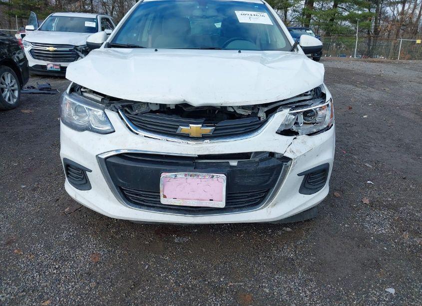 Photo 6 of 2017 Chevrolet Sonic LT AUTO (VIN 1G1JG6SG4H4163969)