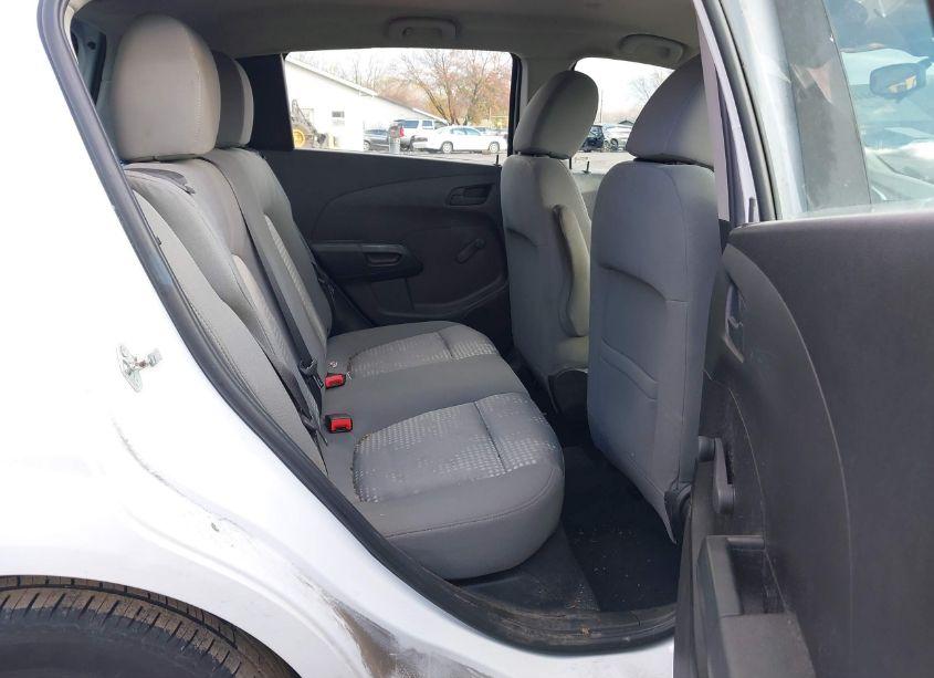 Photo 8 of 2017 Chevrolet Sonic LT AUTO (VIN 1G1JG6SG4H4163969)