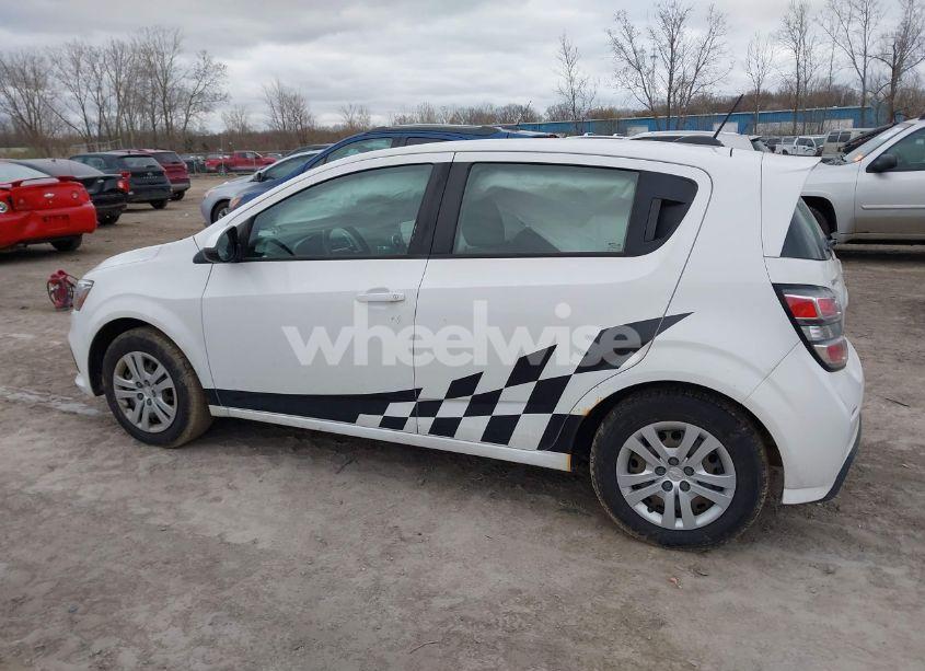 Photo 14 of 2017 Chevrolet Sonic LT AUTO (VIN 1G1JG6SG8H4149928)