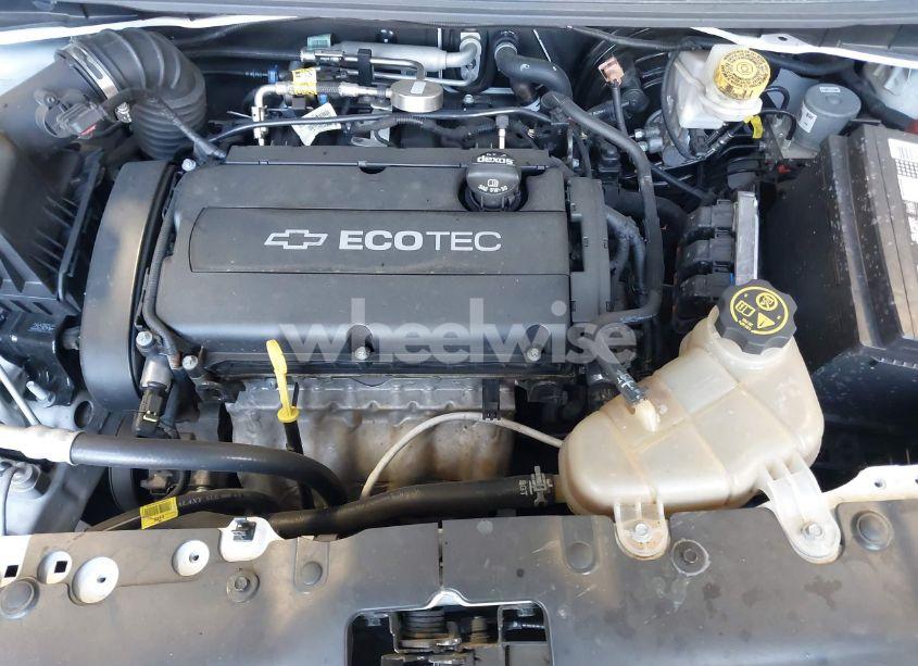 Photo 10 of 2018 Chevrolet Sonic LT AUTO (VIN 1G1JG6SH0J4104044)