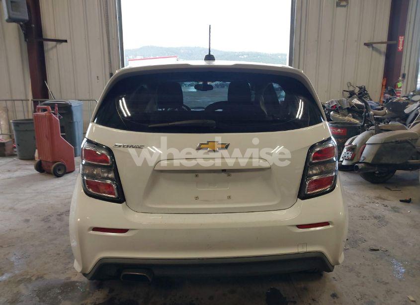 Photo 17 of 2018 Chevrolet Sonic LT AUTO (VIN 1G1JG6SH0J4104044)