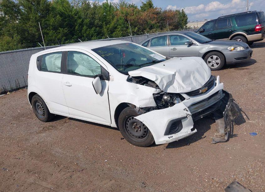 2017 Chevrolet Sonic LT AUTO (VIN 1G1JG6SH6H4167921) main photo