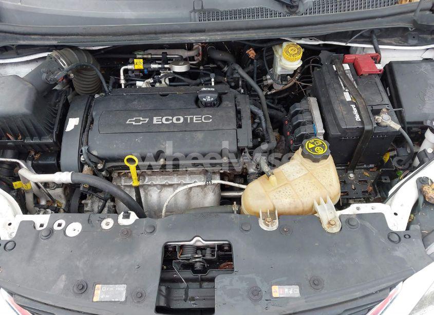 Photo 10 of 2017 Chevrolet Sonic LT AUTO (VIN 1G1JG6SH8H4166785)