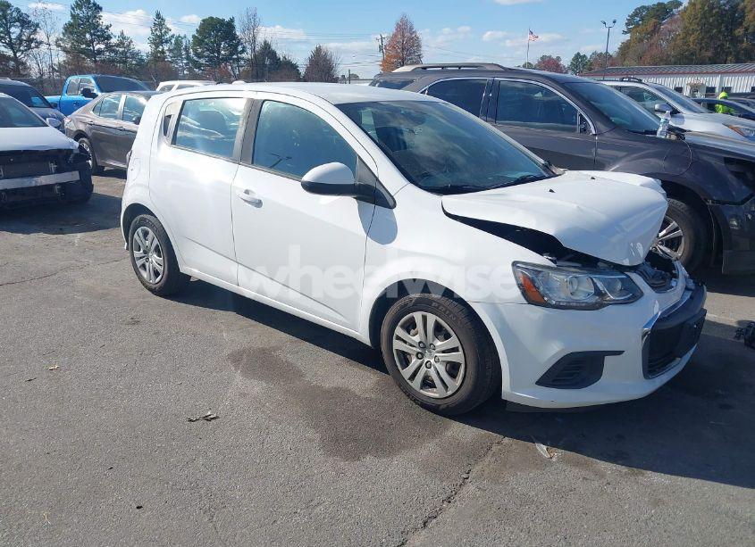 2017 Chevrolet Sonic LT AUTO (VIN 1G1JG6SH9H4172580) main photo