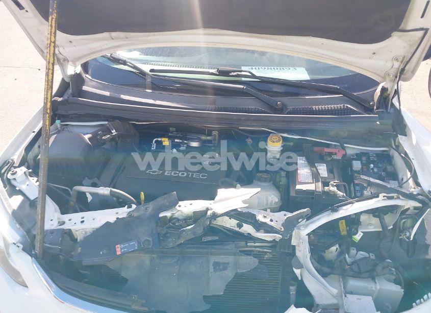 Photo 10 of 2017 Chevrolet Sonic LT AUTO (VIN 1G1JG6SH9H4172580)