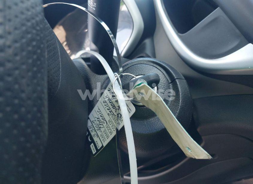 Photo 11 of 2017 Chevrolet Sonic LT AUTO (VIN 1G1JG6SH9H4172580)