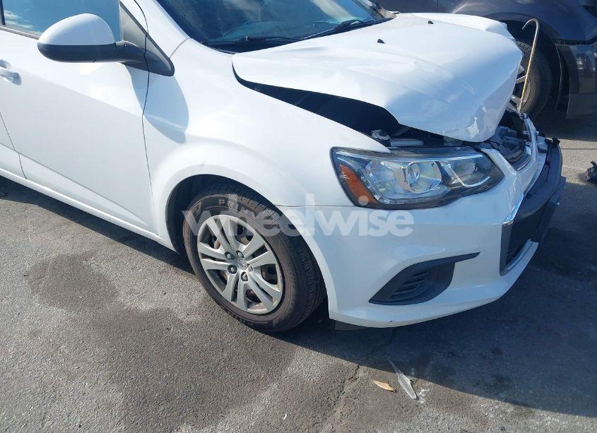 Photo 14 of 2017 Chevrolet Sonic LT AUTO (VIN 1G1JG6SH9H4172580)