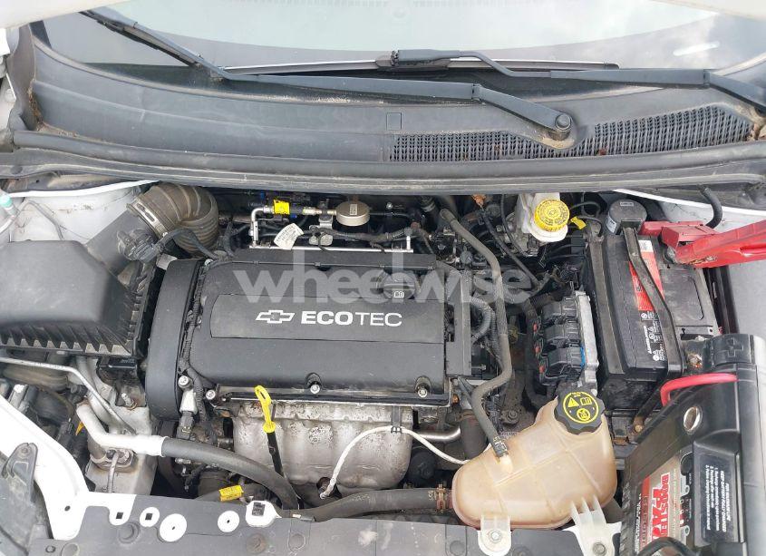 Photo 10 of 2018 Chevrolet Sonic LT AUTO (VIN 1G1JG6SH9J4107802)