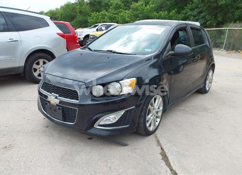 Photo 2 of 2015 Chevrolet Sonic RS MANUAL (VIN 1G1JH6SB5F4126282)
