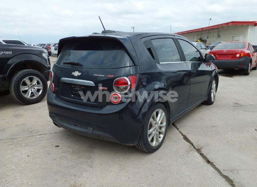 Photo 4 of 2015 Chevrolet Sonic RS MANUAL (VIN 1G1JH6SB5F4126282)