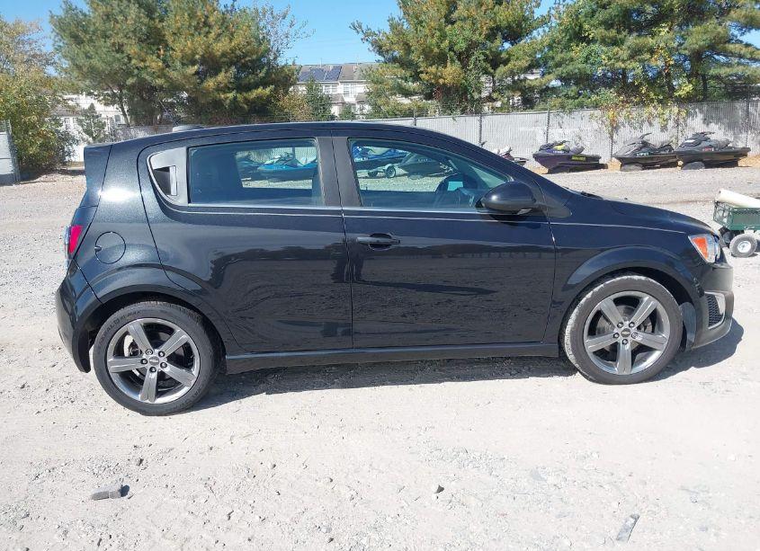 Photo 13 of 2015 Chevrolet Sonic RS MANUAL (VIN 1G1JH6SB9F4156143)