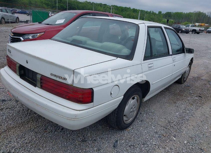Photo 4 of 1995 Chevrolet Corsica (VIN 1G1LD5549SY232166)