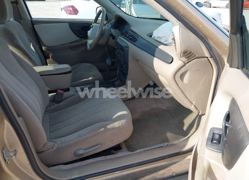 Photo 5 of 2004 Chevrolet Classic (VIN 1G1ND52F04M637230)