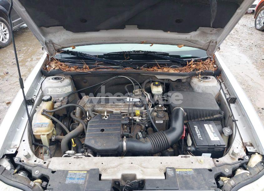 Photo 10 of 2004 Chevrolet Classic (VIN 1G1ND52F14M653064)