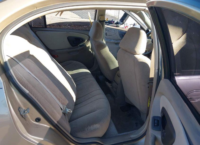 Photo 8 of 2005 Chevrolet Classic (VIN 1G1ND52F15M133495)