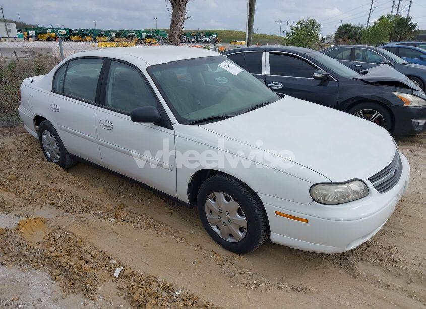 2004 Chevrolet Classic (VIN 1G1ND52F34M535548) main photo