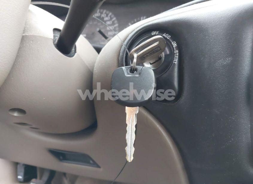 Photo 11 of 2005 Chevrolet Classic (VIN 1G1ND52F85M132957)