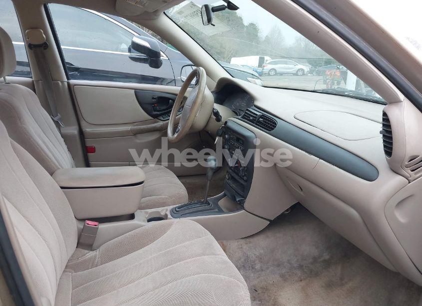 Photo 5 of 2005 Chevrolet Classic (VIN 1G1ND52F85M132957)