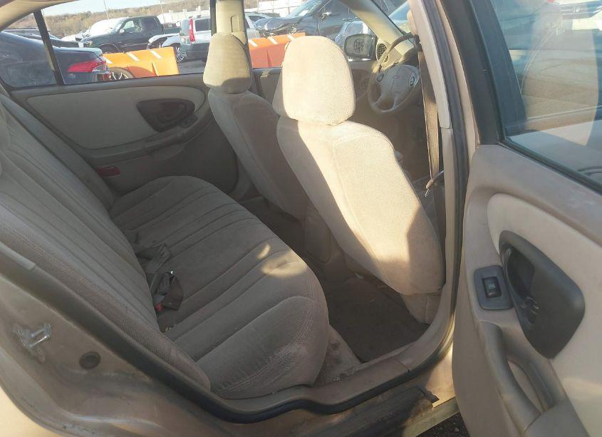 Photo 8 of 2004 Chevrolet Classic (VIN 1G1ND52F94M672848)