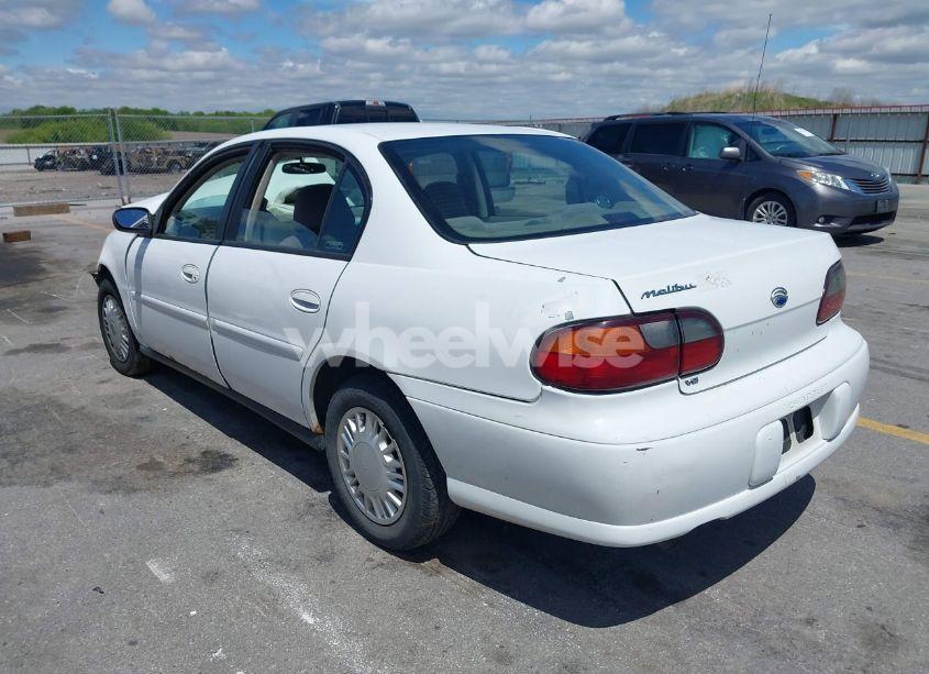 Photo 3 of 2002 Chevrolet Malibu (VIN 1G1ND52J02M618579)