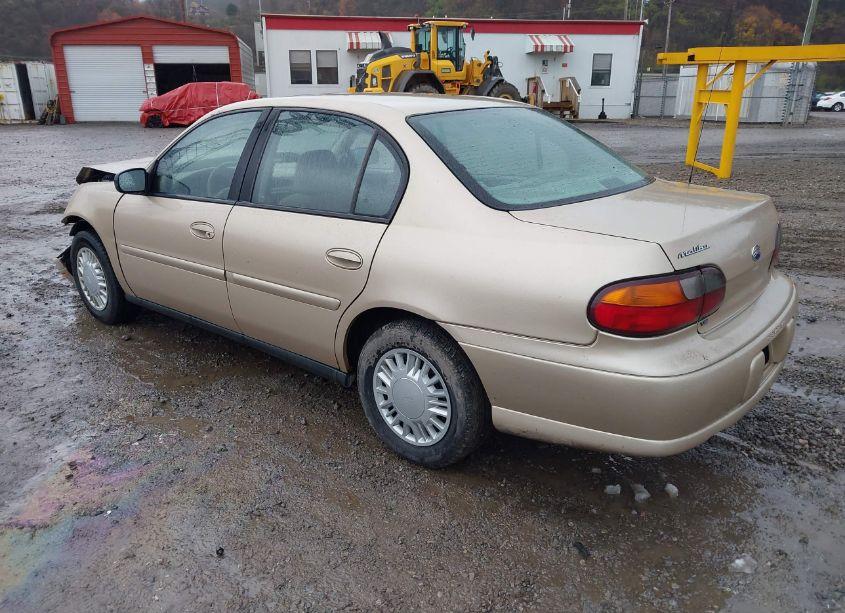 Photo 3 of 2002 Chevrolet Malibu (VIN 1G1ND52J02M682671)