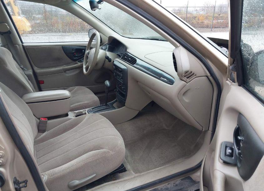 Photo 5 of 2002 Chevrolet Malibu (VIN 1G1ND52J02M682671)