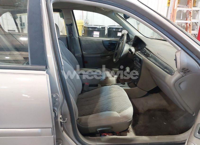 Photo 5 of 2000 Chevrolet Malibu (VIN 1G1ND52J0Y6308252)