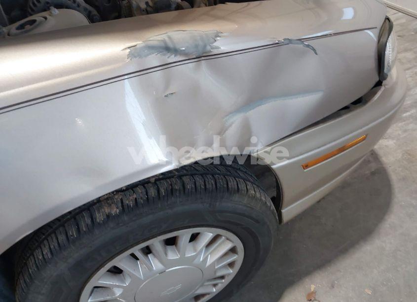 Photo 6 of 2000 Chevrolet Malibu (VIN 1G1ND52J0Y6308252)