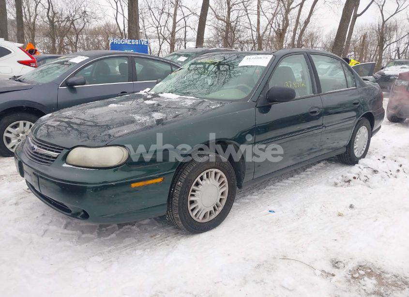 Photo 2 of 2003 Chevrolet Malibu (VIN 1G1ND52J13M571127)