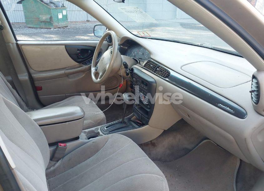 Photo 5 of 2003 Chevrolet Malibu (VIN 1G1ND52J13M686410)