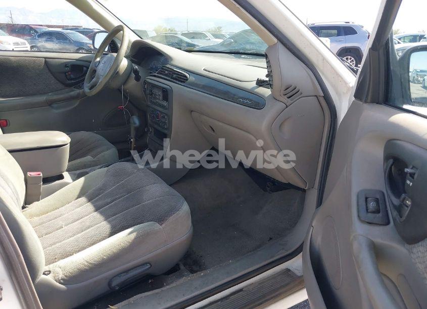 Photo 5 of 2000 Chevrolet Malibu (VIN 1G1ND52J2Y6147175)