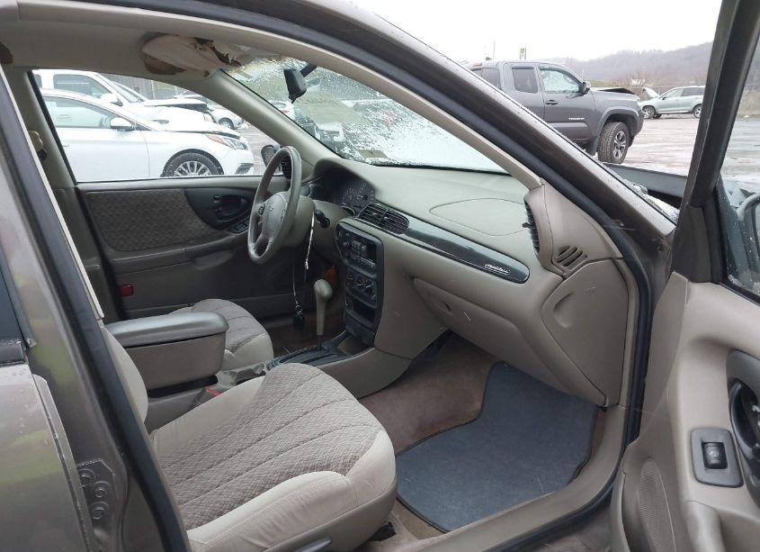 Photo 5 of 2000 Chevrolet Malibu (VIN 1G1ND52J2Y6223669)