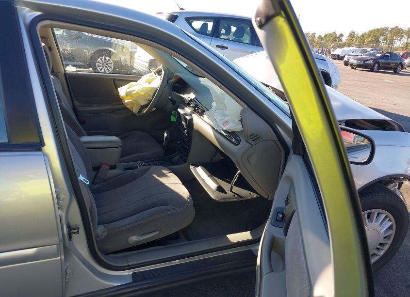 Photo 5 of 2001 Chevrolet Malibu (VIN 1G1ND52J31M672201)