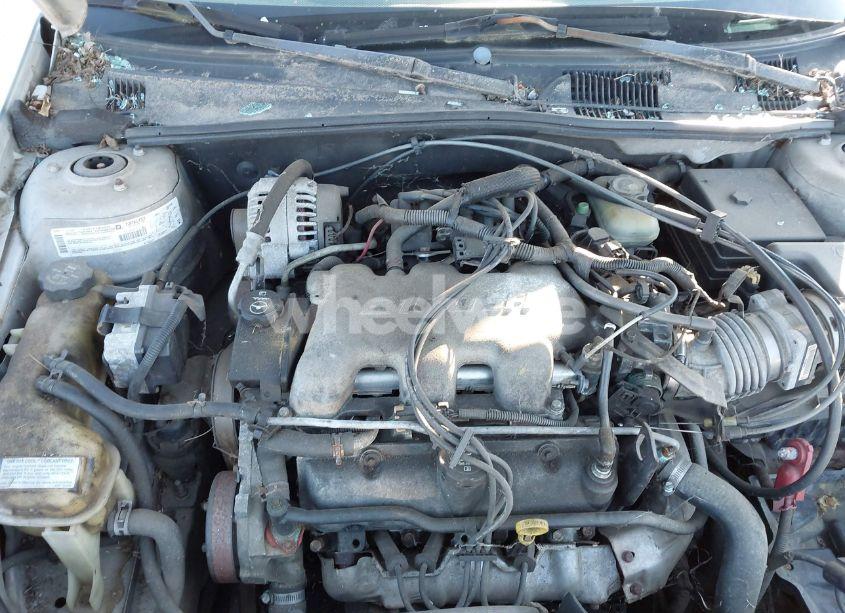 Photo 10 of 2002 Chevrolet Malibu (VIN 1G1ND52J32M647431)