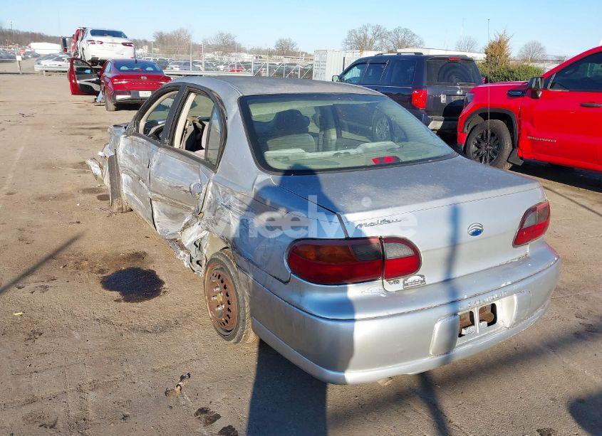 Photo 3 of 2002 Chevrolet Malibu (VIN 1G1ND52J32M647431)