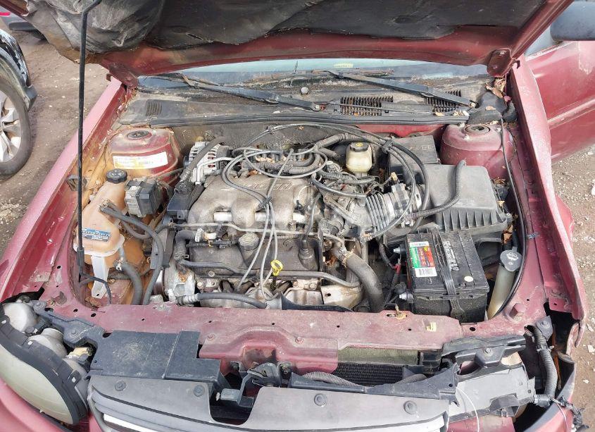 Photo 8 of 2002 Chevrolet Malibu (VIN 1G1ND52J32M680431)