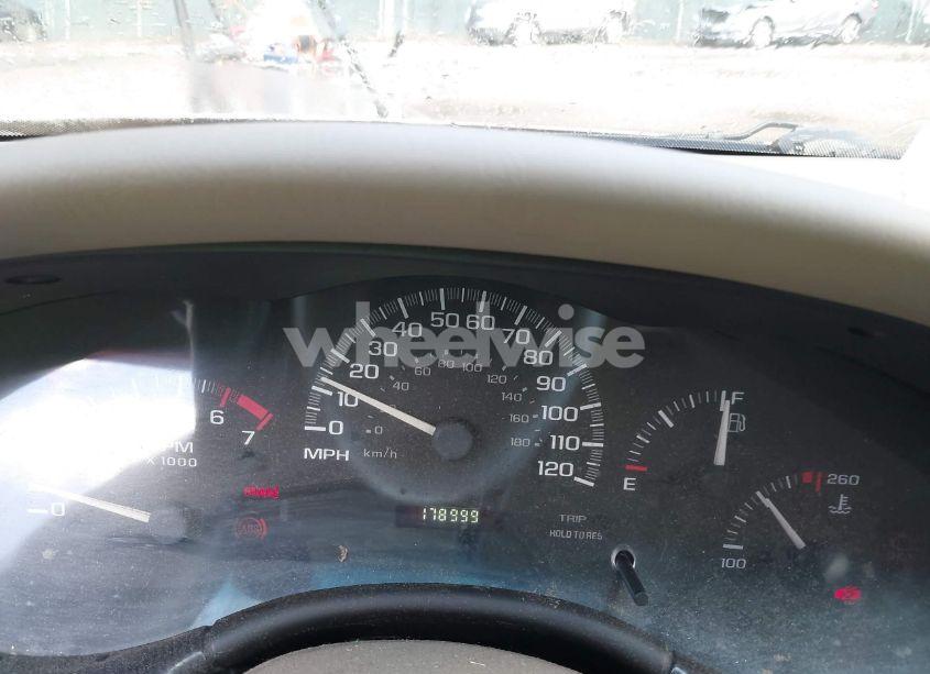 Photo 15 of 2002 Chevrolet Malibu (VIN 1G1ND52J32M687282)
