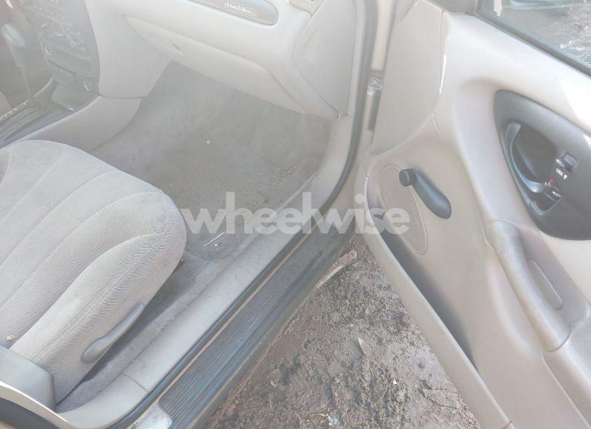 Photo 5 of 2003 Chevrolet Malibu (VIN 1G1ND52J43M721568)