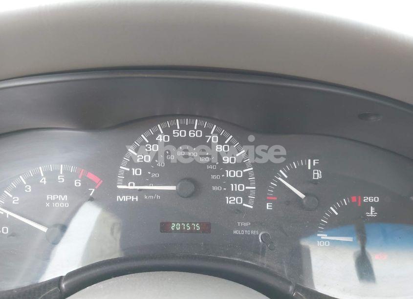 Photo 7 of 2001 Chevrolet Malibu (VIN 1G1ND52J51M665704)