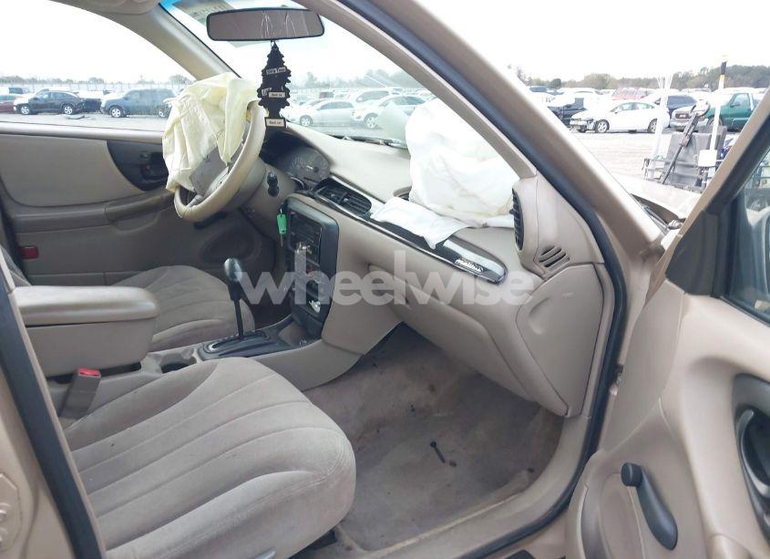 Photo 5 of 2003 Chevrolet Malibu (VIN 1G1ND52J53M501713)