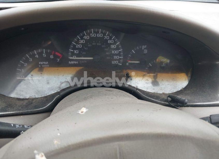 Photo 7 of 2002 Chevrolet Malibu (VIN 1G1ND52J72M595270)