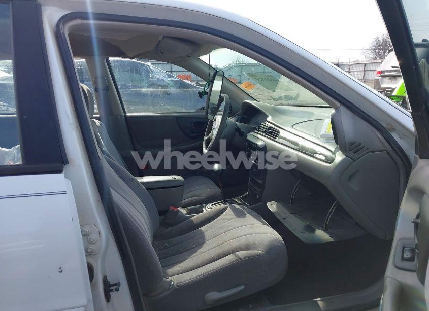 Photo 5 of 2002 Chevrolet Malibu (VIN 1G1ND52J82M502580)