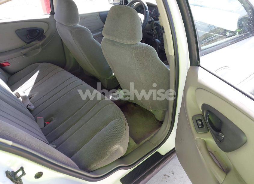 Photo 8 of 2003 Chevrolet Malibu (VIN 1G1ND52J83M601191)