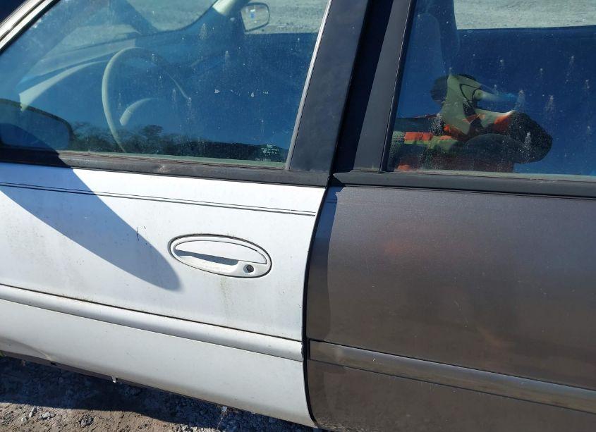 Photo 6 of 2002 Chevrolet Malibu (VIN 1G1ND52J92M551089)