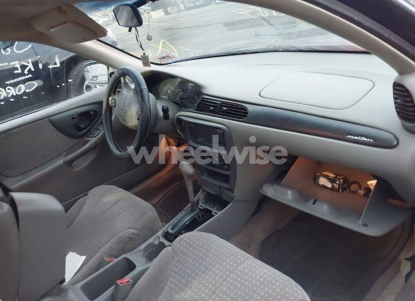 Photo 5 of 1998 Chevrolet Malibu (VIN 1G1ND52M2WY154736)